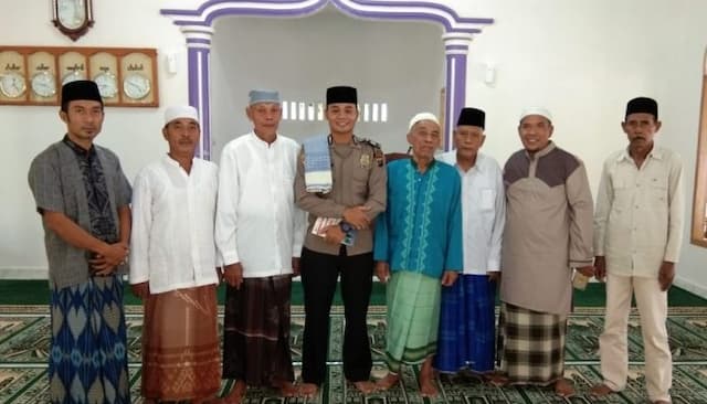 ini_sosok_bripka_adi_syaputra_personil_polres_batu_bara_pendaqwah