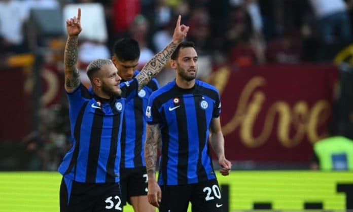 inter_milan_bungkam_as_roma_di_stadion_olympico