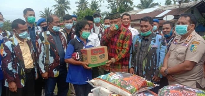 ipk_batu_bara_sumbang_sembako_untuk_korban_banjir
