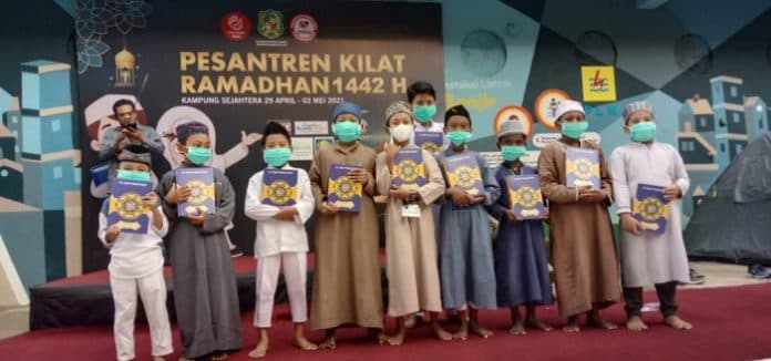 isi_waktu_ramadhan_anak_anak_kampung_sejahtera_ikuti_pesantren_kilat