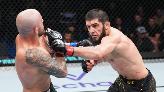 islam_makhachev_menang_angka_mutlak_atas_volkanovski_di_ufc_284