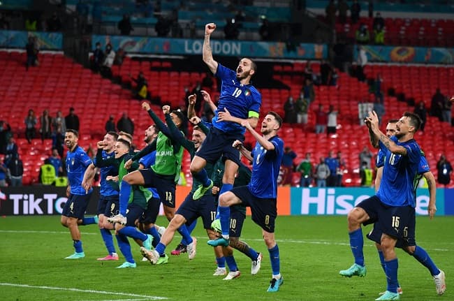 italia_diselamatkan_var_ke_perempat_final_euro