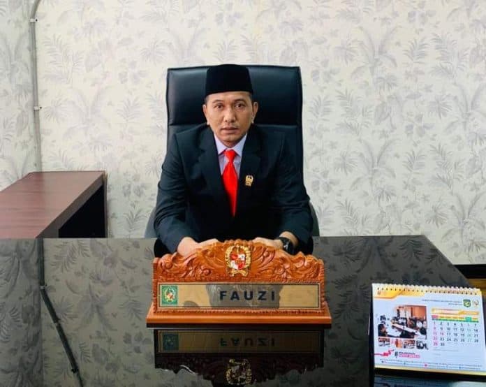 jadi_anggota_dewan_fauzi_siap_perjuangkan_aspirasi_masyarakat
