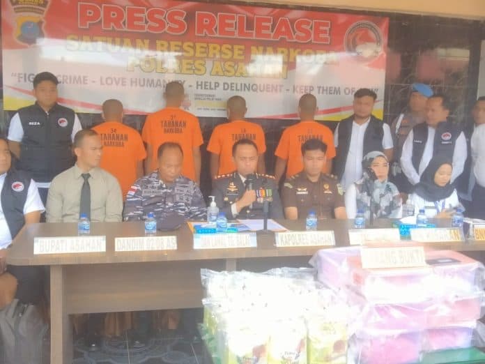 jadi_kurir_narkoba_antar_negara_empat_nelayan_ditangkap_polisi_di_perairan_asahan