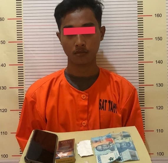 jadi_kurir_narkoba_pria_muda_di_sibabangun_digari