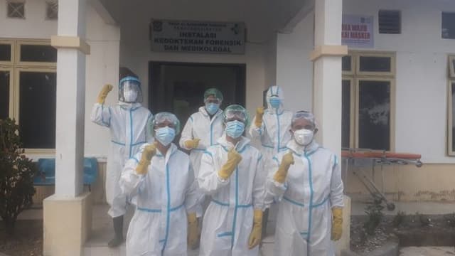 jadi_relawan_pengubur_jenazah_pasien_covid_19_siantar_aguskami_bisa_berguna_bagi_masyarakat