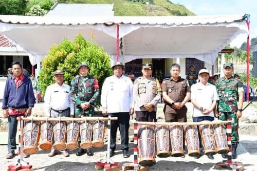 jalan_penghubung_samosir_dairi_akan_dibuka_melalui_program_tmmd_ke_121