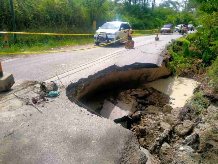 jalinsum_sidikalang_dolok_sanggul_kembali_amblas_diduga_ini_jadi_penyebabnya