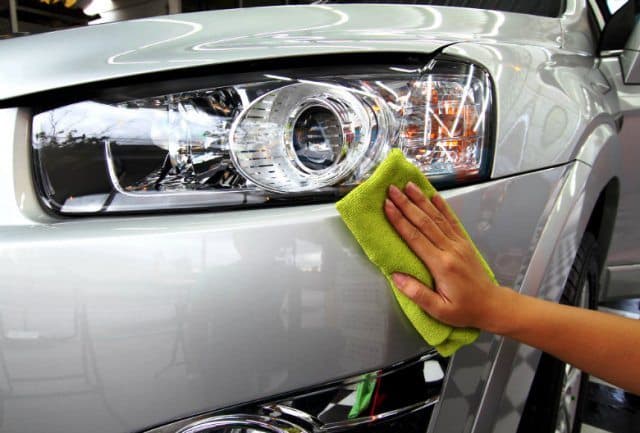 jangan_asal_sebaiknya_lakukan_ini_untuk_mengelap_bodi_mobil