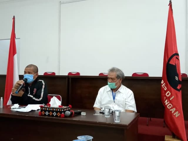 japorman_saragih_mundur_megawati_tunjuk_djarot_plt_ketua_dpd_pdip_sumut