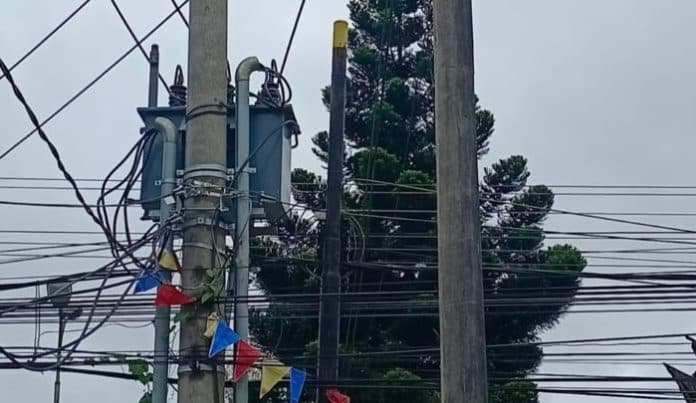 jaringan_listrik_di_sidikalang_tiba_tiba_padam_warga_kecewa_kesal