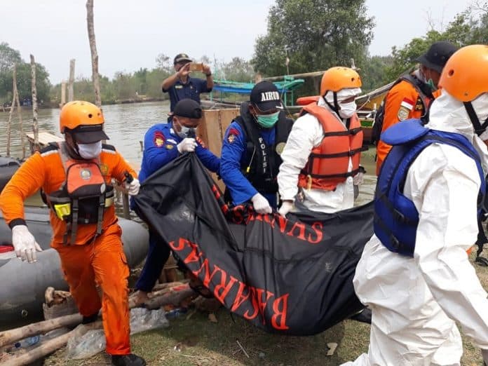 jasad_mardiah_yang_terseret_arus_di_pantai_labu_ditemukan