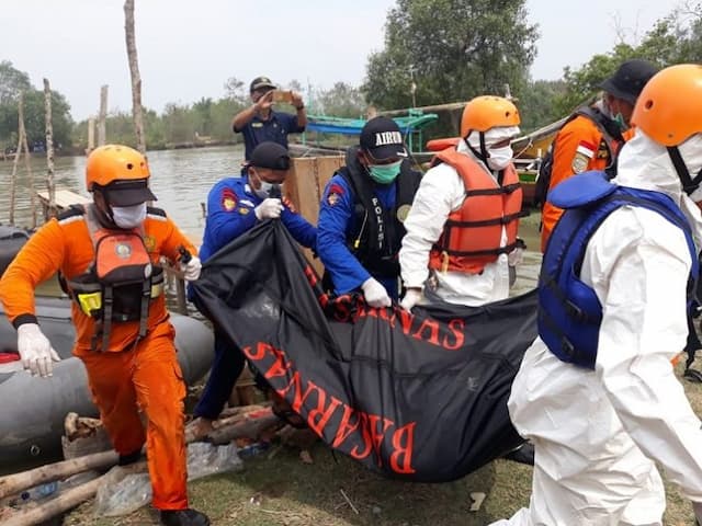 jasad_mardiah_yang_terseret_arus_di_pantai_labu_ditemukan