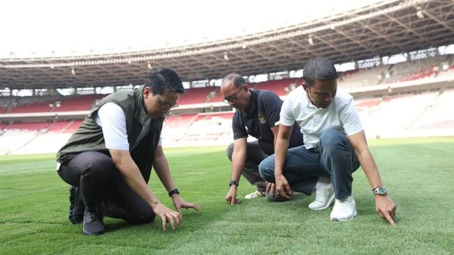 jelang_kualifikasi_piala_dunia_2026_perawatan_rumput_gbk_tuntas