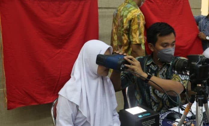 jelang_pilkada_camat_se_batu_bara_percepat_perekaman_e_ktp_pemilih_pemula