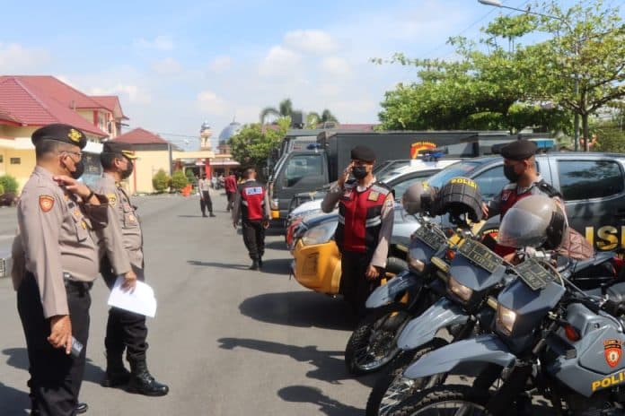 jelang_pilkades_serentak_personil_polresta_deli_serdang_cek_kendaraan_dinas