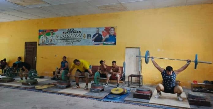 jelang_pon_angkat_besi_sumut_sebut_masih_terkendala_perlengkapan