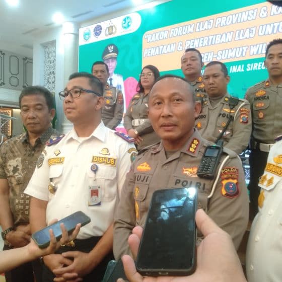 jelang_pon_xxi_polisi_pastikan_tidak_ada_yang_ugal_ugalan_di_jalan