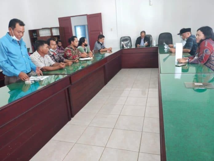 jembatan_rusak_masyarakat_jangger_leto_mengadu_ke_komisi_ii_dprd_simalungun
