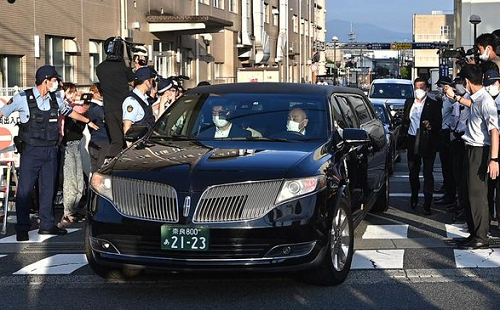jenazah_mantan_pm_jepang_shinzo_abe_dibawa_pulang_ke_tokyo