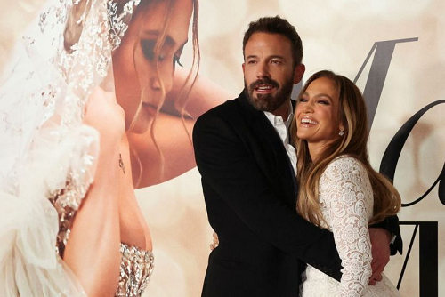 jennifer_lopez_dan_ben_affleck_gelar_pernikahan_mewah