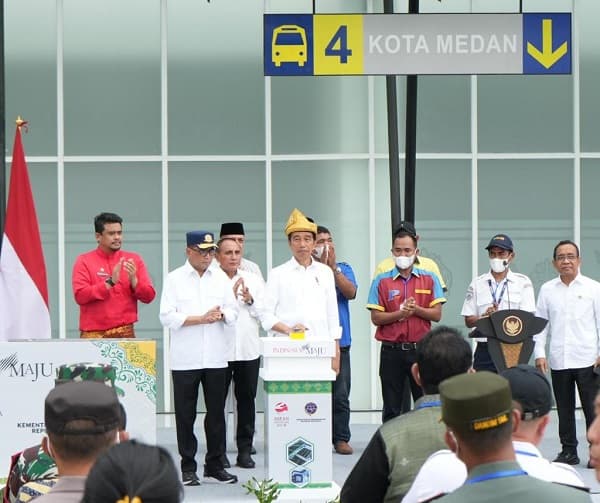 jokowi_berharap_terminal_amplas_mampu_mendorong_budaya_transportasi
