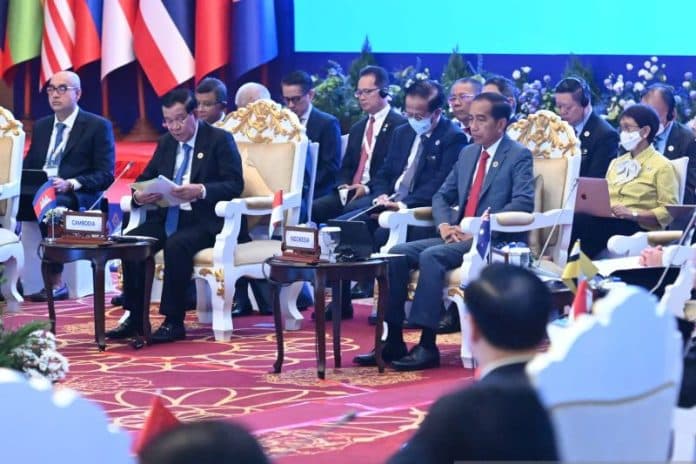 jokowi_tegaskan_negara_berkembang_terus_perjuangkan_hak_untuk_hilirisasi
