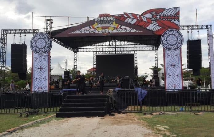 judika_meriahkan_penutupan_pesta_rondang_bittang_ke_34_di_simalungun