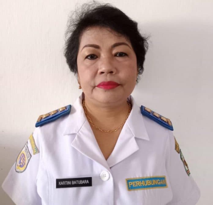 jukir_ngutip_uang_parkir_tanpa_karcis_di_siantar_ini_kata_plt_kadishub