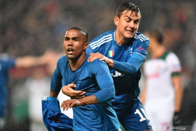 juve_amankan_tiket_fase_gugur_setelah_kalahkan_lokomotiv