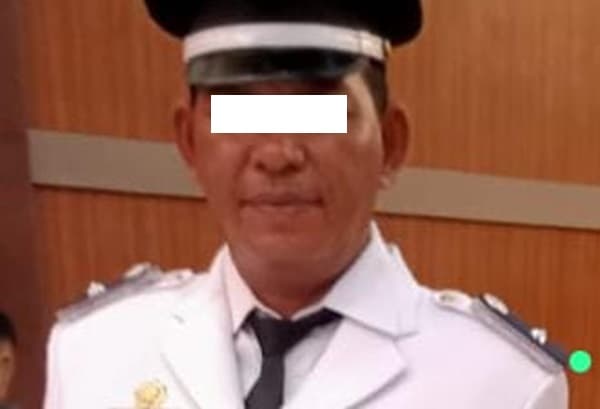 kades_yang_diduga_perintahkan_copot_spanduk_bobby_nasution_ditangkap_polisi