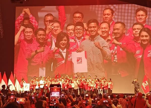 kaesang_jadi_ketum_psi_cak_imin_di_belakangnya_ada_presiden