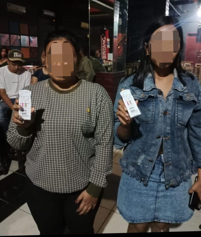 kafe_deli_indah_valentin_deli_serdang_digerebek_3_wanita_positif_narkoba