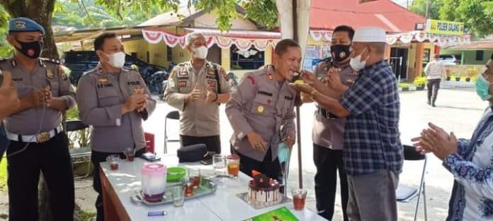 kaget_2_polsek_di_deli_serdang_didatangi_tentara