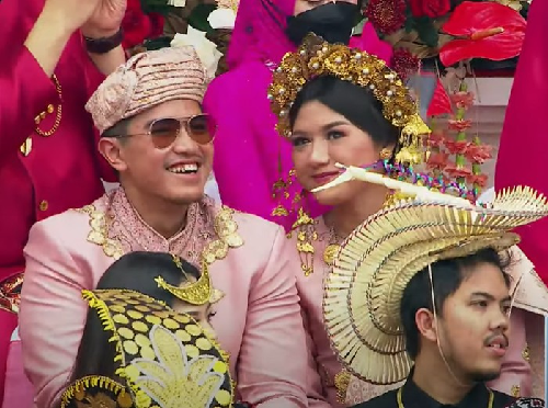 kahiyang_ayu_beri_sinyal_kaesang_pangarep_erina_gudono_sudah_lamaran
