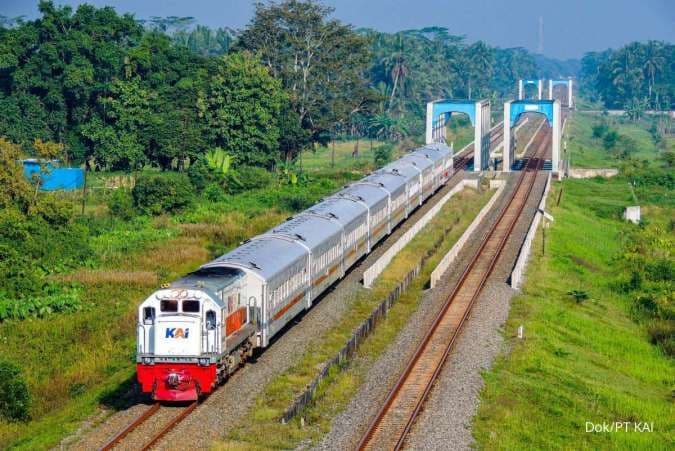 kai_jelang_libur_panjang_jumlah_penumpang_kereta_api_jarak_jauh_meningkat