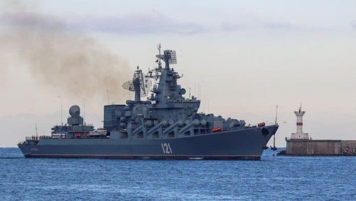 kapal_al_rusia_pakai_hipersonik_latihan_di_selat_inggris