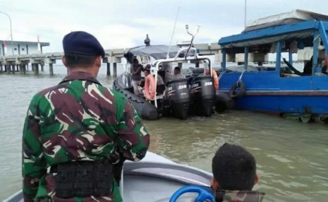 kapal_cepat_maritim_malaysia_terpantau_langgar_batas_negara_ri