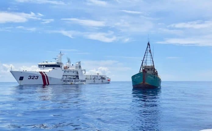 kapal_perang_china_yulin_bakal_hadir_di_singapura
