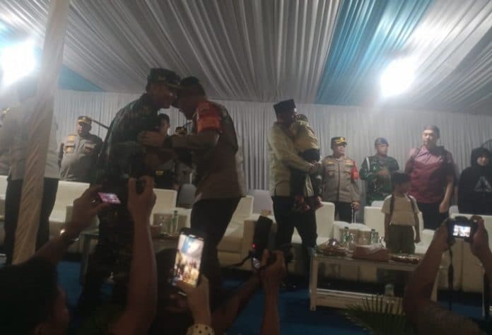 kapolda_pangdam_hingga_pj_gubernur_hadiri_pawai_mobil_hias_malam_takbiran_di_medan