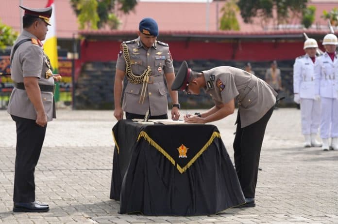 kapolda_sumut_sampaikan_pesan_kepada_354_bintara_polri_yang_baru_dilantik