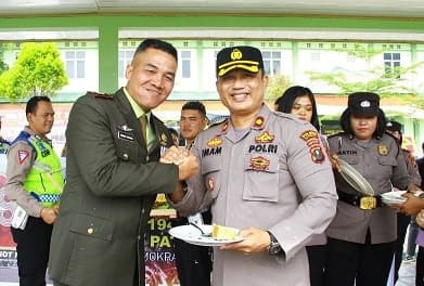 kapolres_batu_bara_ajak_yonif_126_kala_cakti_makin_solid_kawal_pemilu_2024