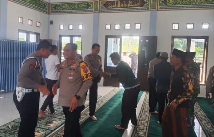 kapolres_humbahas_inisiasikan_program_one_day_one_juz_selama_ramadhan
