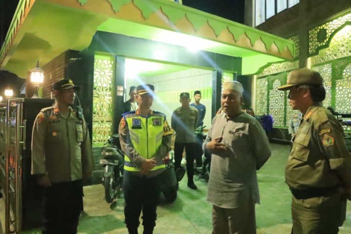 kapolres_samosir_pimpin_patroli_presisi_gabungan_skala_besar_dalam_perayaan_idulfitri