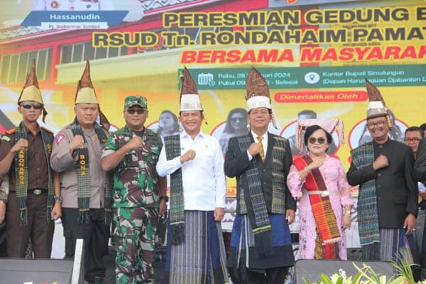 kapolres_simalungun_ajak_masyarakat_manfaatkan_layanan_dan_fasilitas_rsud_tuan_rondahaim