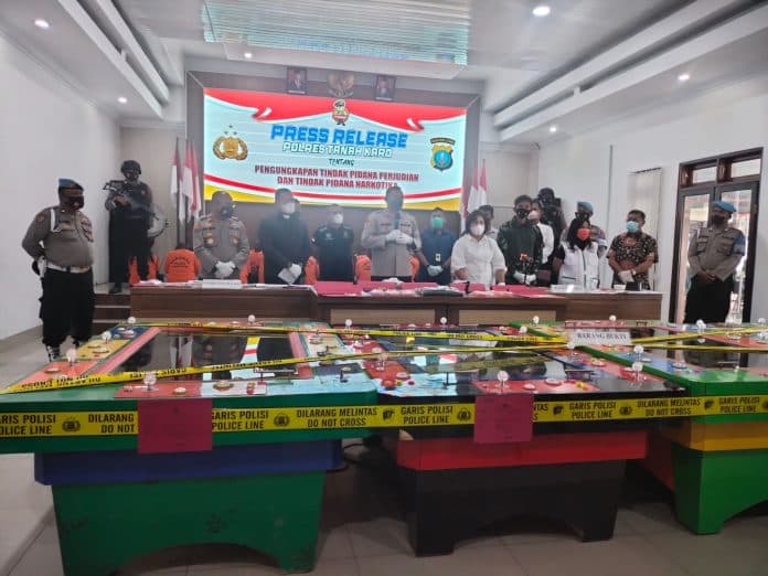 kapolres_tanah_karo_ajak_seluruh_elemen_berantas_penyakit_masyarakat