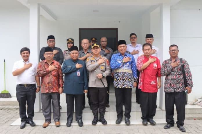kapolresta_deli_serdang_jalin_silaturahmi_dengan_mui_dan_fkub