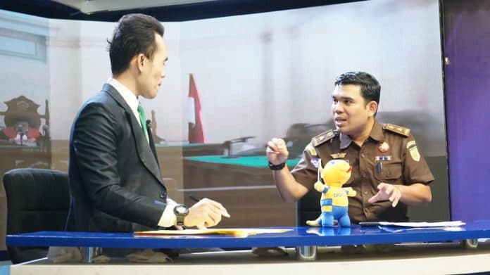 kasi_penkum_kejatisu_yos_a_tarigan_dari_wartawan_kini_menjadi_penyambung_lidah_informasi_kejaksaan