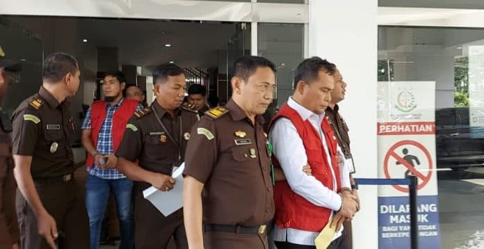 kasus_dugaan_korupsi_pengadaan_apd_covid_19_kadis_lain_disebut_turut_terlibat