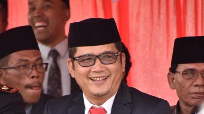 kasus_dugaan_suap_ketua_dprd_madina_belum_juga_disidangkan